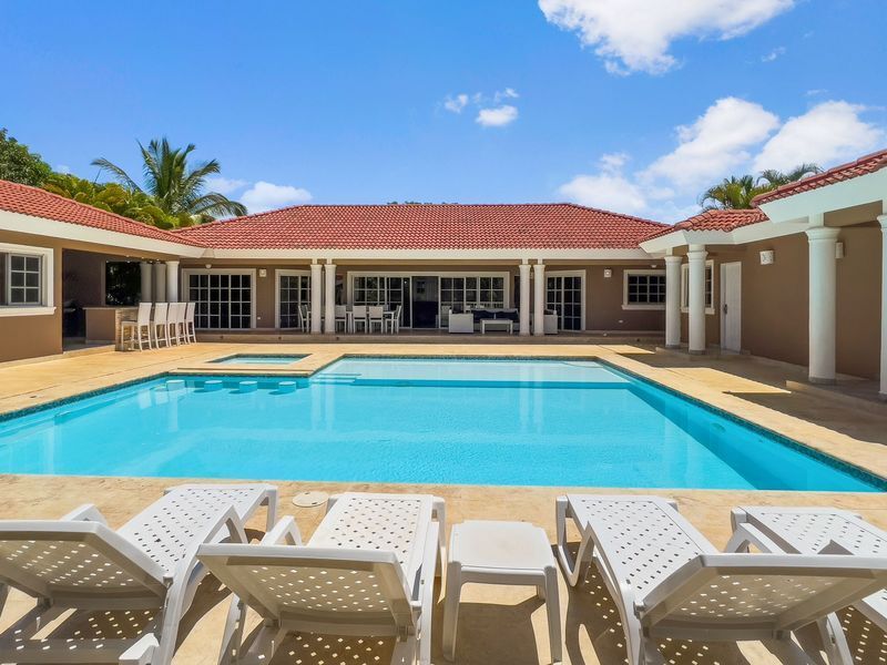 6 bedroom villa for sale in Casa Linda, Sosúa