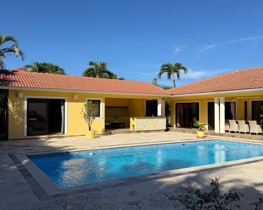 5 bedroom villa for sale in Casa Linda, Sosúa
