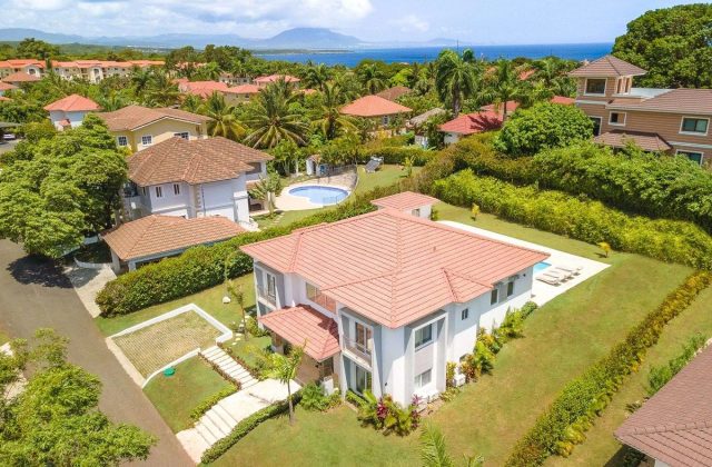 4 bedroom villa for sale in Residencial Hispaniola, Sosúa, photo 3